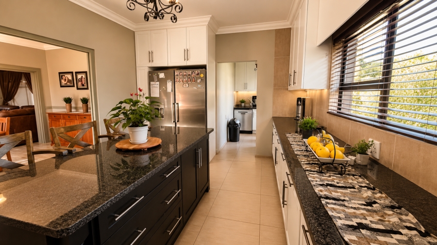 3 Bedroom Property for Sale in Wilkoppies North West